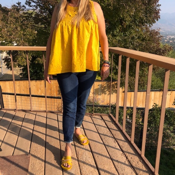 sunflower crochet tank from Sundance. - Picture 3 of 8